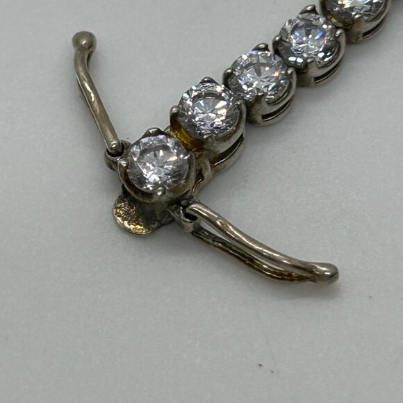 Sterling Silver Tennis Bracelet Diamonique Cubic Zirconia  7.75 Inches - Picture 10 of 13